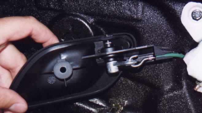 Close-up of Door Latch Cable Assembly