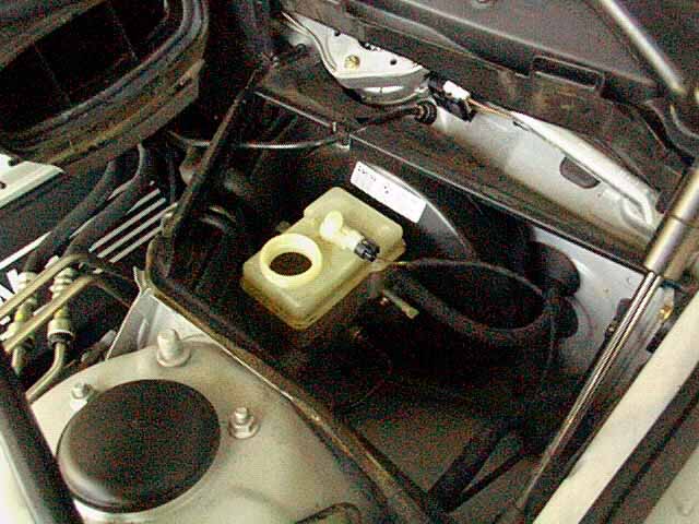 1997 Bmw 528i brake fluid reservoir location #6